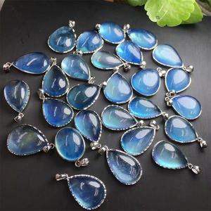 งานฝีมือคริสตัลควอตซ์บำบัดแบบขายส่ง เงินแท้ 925 พร้อมจี้อะความารีนสำหรับตกแต่ง - Product Image 1