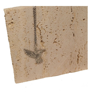 <span class=keywords><strong>Collar</strong></span> con colgante de León y animal colibrí chapado en oro para mujer, <span class=keywords><strong>collar</strong></span> elegante de acero inoxidable, oferta al por mayor, proveedor de china - Product Image 2