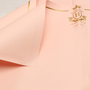 Papier d'emballage Evergreen avec <span class=keywords><strong>fil</strong></span> doré, cadre imperméable, bouquet floral coréen, fournisseur d'accessoires pour fleuristes, emballages - Product Image 6