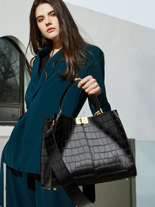 New Fashion Designer Crossbody <b>Bags</b> High Quality Genuine Leather Shoulder Messenger <b>Bag</b> Casual Totes Women Handbags and Purses - Product Image 2