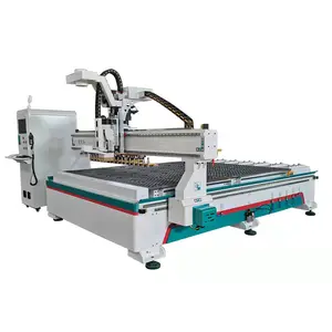 new 3d CNC milling wood engraving machine 16 knifes straight row milling engraving carving machine sculpture