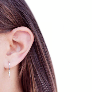FUAMAY Pendientes de Aro Triangulares con Puntas de <span class=keywords><strong>Plata</strong></span> Sólida 925 Bañados en Oro, Joyería de Circonita, Pendientes Colgantes con Aro Puntiagudo - Product Image 6