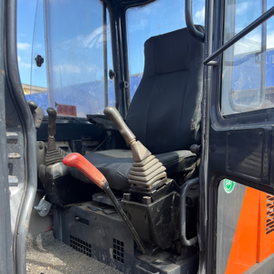 รถขุดขนาดเล็ก Doosan 55 มือสองของแท้จากเกาหลี ได้รับการรับรองมาตรฐาน CE ความจุ 5 ตัน พร้อมเครื่องยนต์ Isuzu เกียร์อัตโนมัติ - Product Image 6