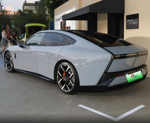 Xpeng <span class=keywords><strong>P7</strong></span> 820km de larga resistencia Xpeng <span class=keywords><strong>P7</strong></span> para adultos 2025 Super coche de lujo nuevo Xpeng <span class=keywords><strong>P7</strong></span> Electric Hatchback Pure Electric en Stock - Product Image 4