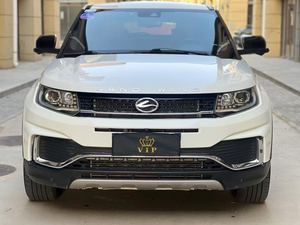 Landwind X7 SUV 2.0T Automático Usado del 2016, Motor <span class=keywords><strong>Mitsubishi</strong></span>, Techo Panorámico, Asientos Eléctricos, Bien Mantenido - Product Image 2