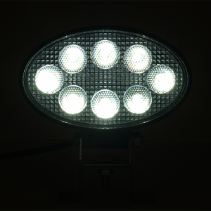 Venta caliente 4 \ "Luz DE TRABAJO LED ovalada 18W/3600LM para automóviles Camiones Tractores y agricultura Iluminación exterior de automóviles multiusos - Product Image 4