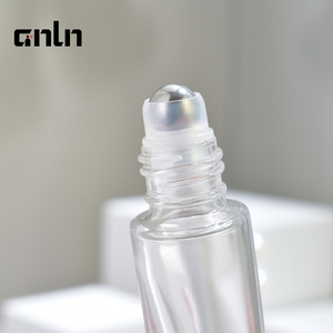 Botella de Vidrio Transparente de 10 ml con Fondo Grueso y Bola de Rodillo de Acero o Vidrio para Aceite de Perfume - Product Image 3