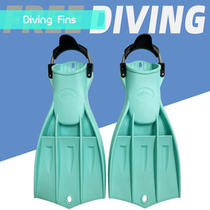 Aletas de Buceo de Goma Profesionales para Buceo, Aletas de Entrenamiento para Adultos, Rígidas, con Correa de Resorte Ajustable - Product Image 4