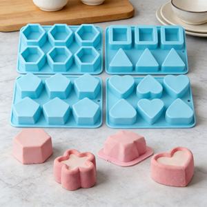 Moule à gâteau en silicone personnalisé en gros, 6 cavités (cœur, étoile, carré, fleur), non toxique, résistant à la chaleur, avec sac OPP - Product Image 4