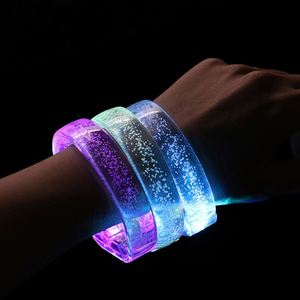 Pulsera Luminosa LED para Fiestas 2024, Pulsera Luminosa para Clubes y Bares de Año Nuevo, Pulsera Luminosa Acrílica para Eventos con Logotipo Personalizado - Product Image 1