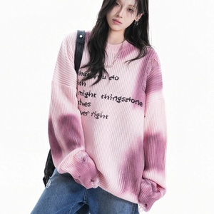 Pulls amples surdimensionnés pour femmes, style <span class=keywords><strong>vintage</strong></span> américain, dégradé tie-dye, déchirés, faible MOQ, fabrication sur mesure OEM/ODM, automne-hiver - Product Image 3