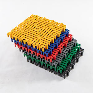 Tapis de sol d'épissure de salle de lavage de voiture en PVC haute résistance bon marché Carrelage de garage à emboîtement en plastique Pp - Product Image 1