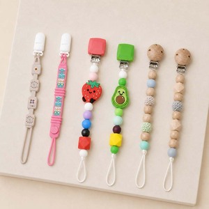 Cadena de silicona personalizada para chupete con clip, combo para recién nacidos, color melocotón pastel, soporte para chupete, grado alimenticio, sin BPA, venta al por mayor - Product Image 1
