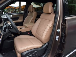 现代圣达菲2.0T 2WD SUV新款汽油车高品质2025，带左转向真皮座椅R18轮胎手动变速箱 - Product Image 5