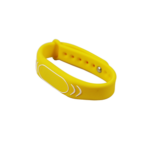 Iso14443a 13.56MHz 1k tùy chỉnh thiết kế Silicone dây đeo cổ tay <span class=keywords><strong>RFID</strong></span> giao diện truyền thông màn hình in logo cho kiểm soát truy cập - Product Image 3