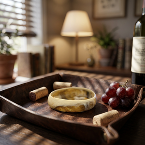 Bol à salade léger et jetable en résine, effet marbre blanc poli à motif tourbillonnant, fabriqué à la main, écologique et compatible lave-vaisselle pour la maison - Product Image 1