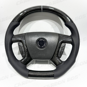 Accesorios Personalizables para Automóviles Chevrolet, Volante Deportivo de Fibra de Carbono Negro para Chevrolet Silverado con Cuero Perforado - Product Image 2