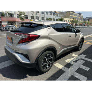 Voiture d'occasion Guazi <span class=keywords><strong>2020</strong></span> <span class=keywords><strong>Toyota</strong></span> C-HR Prête à l'exportation Essence Automatique SUV Conduite à gauche pour l'exportation mondiale 5 places - Product Image 5