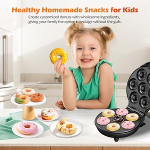 Machine à mini-beignets facile à utiliser - Antiadhésive, prépare 7 beignets en même temps, idéale pour les petits déjeuners et les moments de pâtisserie amusants pour les enfants - Product Image 3