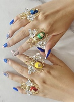 Bague élégante rétro sur le thème des abeilles et des insectes avec diverses couleurs pour cadeau d'anniversaire et fiançailles