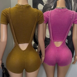 Huili производитель, высококачественный укороченный топ и шорты с логотипом на заказ, спортивный комбинезон, комплект из двух предметов для женщин - Product Image 2