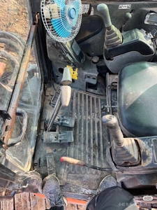 Excavadora de cadenas Hitachi ZX50U usada de Japón, 5 toneladas, motor Yanmar, modelo 2022, componentes principales: motor, bomba de engranajes, cojinete, en venta. - Product Image 6