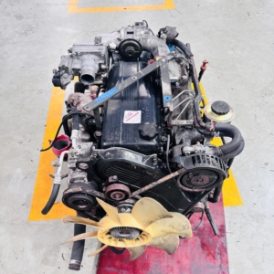 Conjunto de motor diésel turbo 1HD-FTE usado completo para Toyota Land Cruiser, vehículo todoterreno, motor de repuesto de segunda mano. - Product Image 2