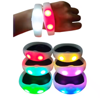 Bracelets à LED personnalisés Décoration de festival de musique Bracelets à LED pour concerts Bracelets de maison en direct Bracelets à LED Événements