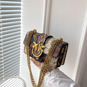 Minibook金属带PU设计师单肩包厂家直销斜挎包女包链条信手包信使 - Product Image 2