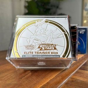 Boîte de rangement de luxe moderne et résistante à l'eau FX Acrylic Elite pour cartes Yu-Gi-Oh! et les boîtes de boosters Pokémon TCG - Product Image 4