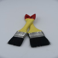 Pinceau à poils noirs à manche rouge peint en jaune 633 Pinceau en bois artisanal avec finition durable