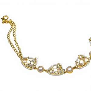 Hermoso collar de gargantilla de diseñador de aspecto de piedras de perlas pulidas de oro de la mejor calidad para colección de ropa de boda para mujeres y niñas - Product Image 2