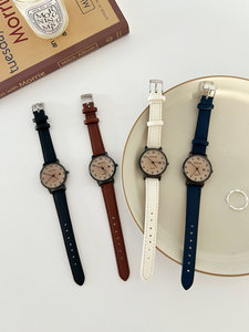 Reloj de Pulsera Casual y Elegante para Mujer, Estilo Romano, con Calendario, Correa de Cuero Económica, Caja Redonda de Aleación de 30 mm, Esfera de Cristal - Product Image 6