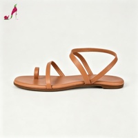 Sandales plates pour femmes à lanières fines et anneau d'orteil, bout ouvert, style minimaliste, avec amorti, pour soirée romantique, en similicuir souple PU, été