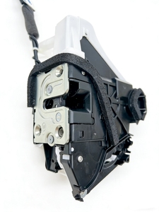 Puerta Eléctrica <span class=keywords><strong>de</strong></span> Succión a <span class=keywords><strong>Precio</strong></span> <span class=keywords><strong>de</strong></span> Fábrica para <span class=keywords><strong>Nissan</strong></span> Patrol <span class=keywords><strong>2022</strong></span>+ <span class=keywords><strong>PATHFINDER</strong></span> 2024 Ariya 2025, Sistema <span class=keywords><strong>de</strong></span> Cierre Suave para Carrocería - Product Image 3