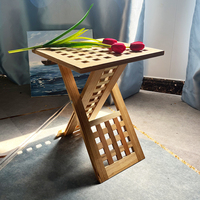 Table pliante portable en bois avec plateau quadrillé, table d'appoint pour patio extérieur, pour la maison et le camping