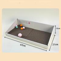 Nouveau Lit Nid Griffoir Pliable pour Chat avec Plateforme Inclinée en Carton Ondulé et Jouets Pompons pour Grands Chats