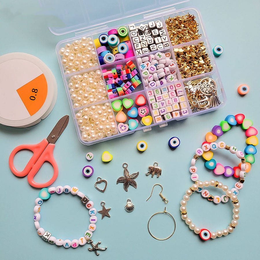 Handmade Acrylic Alphabet Bead Polymer Clay Flower Eyes Love Pearl Beads DIY Bracelet Making Kit Jewelry Maker for Kids