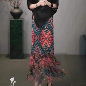 กระโปรงพลีทพิมพ์ลายดอกไม้สไตล์เกาหลี ผ้าชีฟอง ระบายอากาศได้ดี ดีไซน์สวยสง่า แฟชั่นสไตล์ชาติพันธุ์  ขายส่งออนไลน์ - Product Image 6