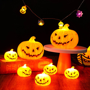 Nueva Linterna de Calabaza de Plástico con Luz LED para Halloween, Ideal para Fiestas Infantiles y Celebraciones de Carnaval - Product Image 1