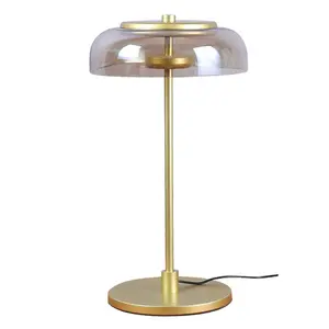 Sadece stil altın yeni Modern İskandinav Led ışık yatak odası masa Led komodin lamba konyak cam abajur ile