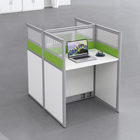 Poste de travail modulaire commercial moderne avec système de cloisonnement par panneaux et gestion intégrée pour personnel de bureau ou d'entrepôt/salle de sport