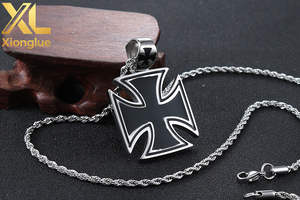 Nouveau Collier Pendentif Croix des Templiers Classique en Acier Inoxydable, Design Tendance, Plaqué Titane, Unisexe pour Enfants, Très Populaire - Product Image 3