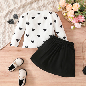 ชุดเซ็ตสองชิ้นสุดน่ารักสำหรับเด็กผู้หญิง กระโปรงทรงเอสั้น เสื้อแขนยาว พิมพ์ลายหัวใจ ประดับโบว์ ทำจากผ้าขนสัตว์ - Product Image 2
