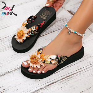 Sandalias de Playa de Cuña para Mujer, Estilo Bohemio, con Parte Superior de EVA, Adorno Floral, Transpirables, Ligeras e Informales - Product Image 6