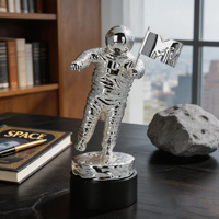 Trophée personnalisé écologique plaqué argent en forme d'astronaute, statue de cosmonaute en métal, plaque commémorative d'événement musical imprimée UV