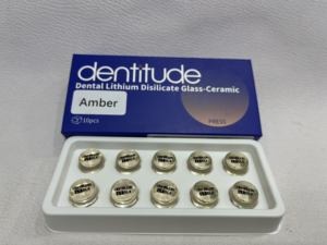 แท่งกดฟันเซรามิกแก้วสีเหลืองอำพันวัสดุทางทันตกรรมสำหรับทำวีเนียร์ฝังออนคราวน์วางในห้องปฏิบัติการ - Product Image 4