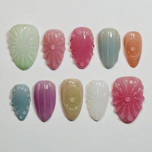 Ongles press-on personnalisés faits main printemps-été, 10 pièces/ensemble, <span class=keywords><strong>dessin</strong></span>é à la main et accents de perles, faux ongles amande réutilisables pour femmes - Product Image 1