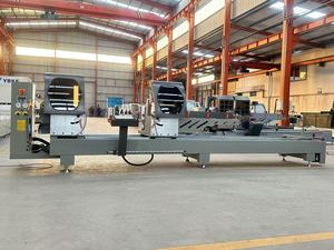 Machine de découpe numérique CNC à double tête pour profilés en aluminium, machine de découpe d'aluminium, machine de fabrication de fenêtres et de portes en aluminium - Product Image 2