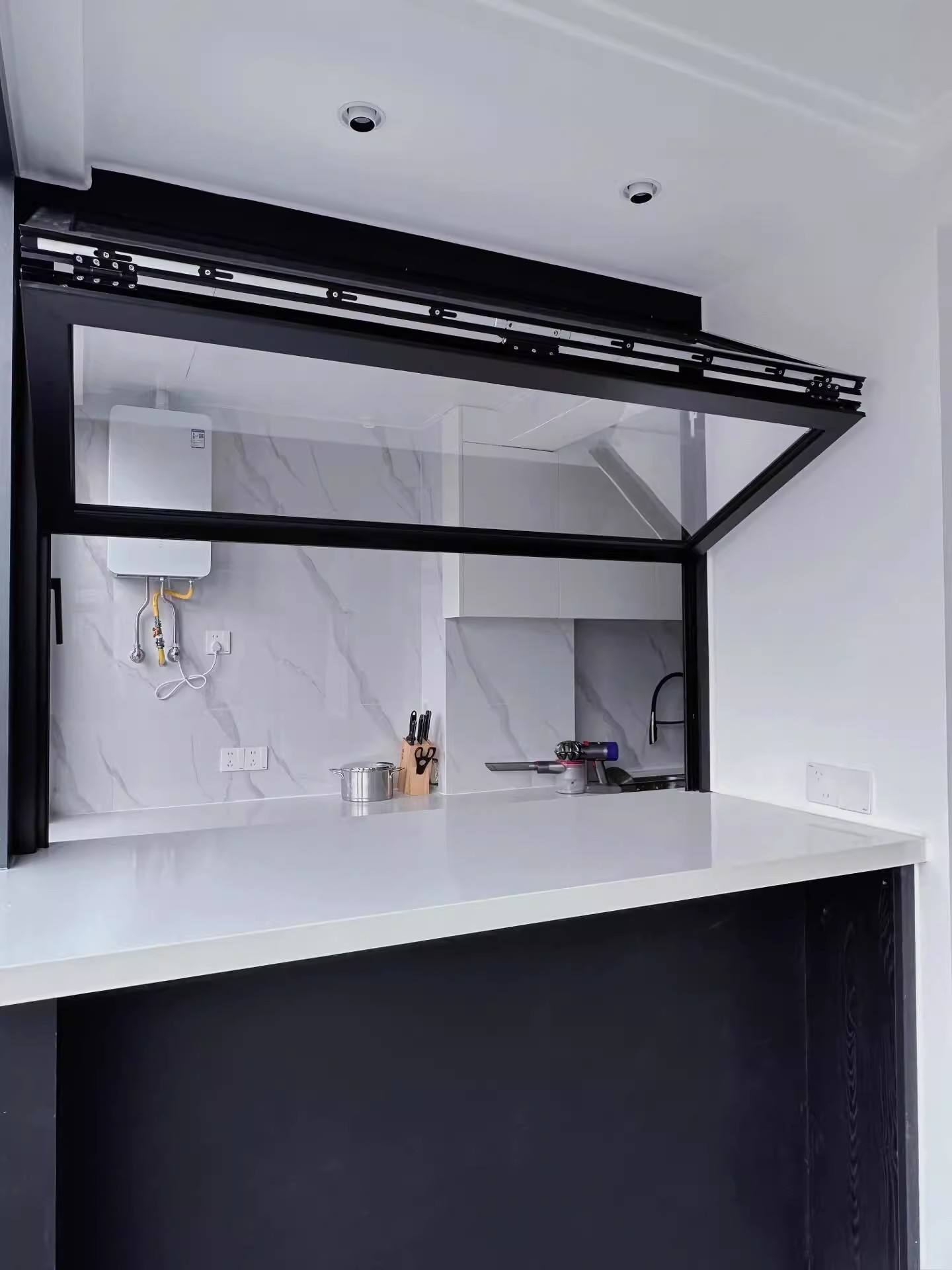 55 series heavy duty folding window